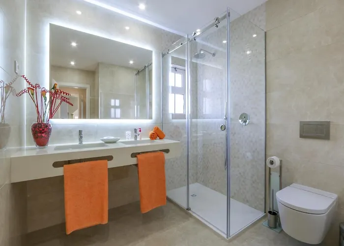 Luxury Pescadinha Near Beach, Villa Albufeira